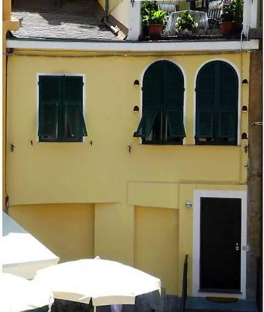 Cegi's Apartment *
