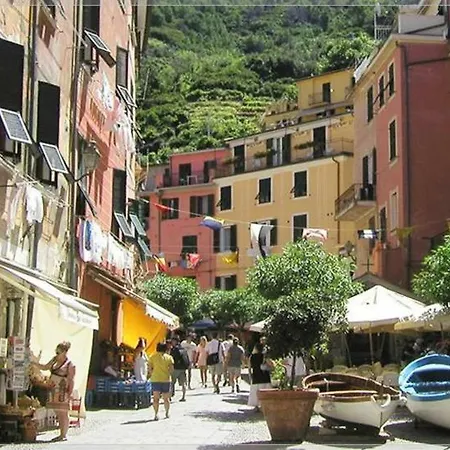 Cegi's Apartment Vernazza